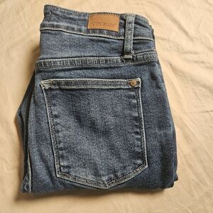 Judy Blue "Yoked and Stoked" High-Rise Skinny Jeans, Size 5/27 (JB88364)‎